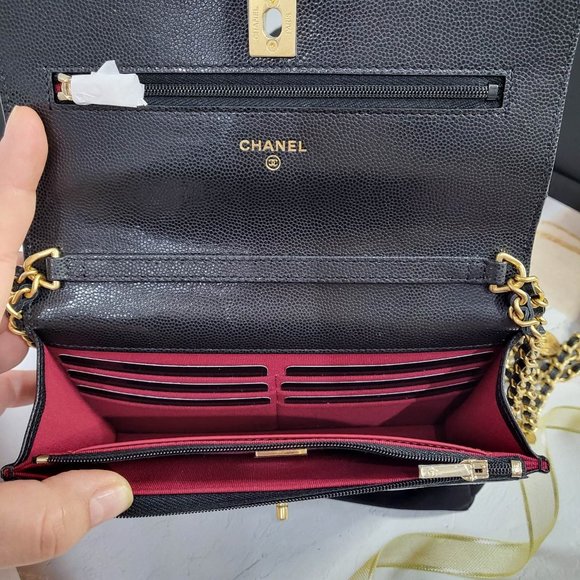 Kept Unused Chanel WOC 22A microchip GHW - Picture 6 of 7